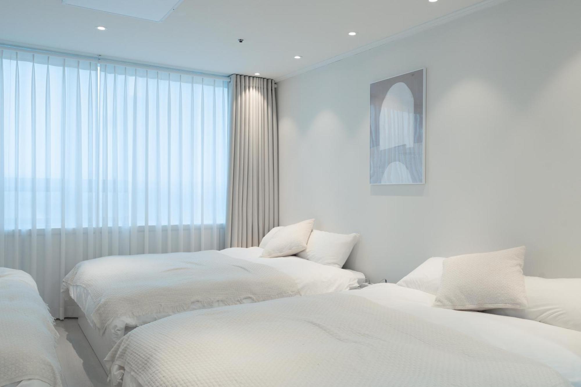 New Hongdae House Apartment